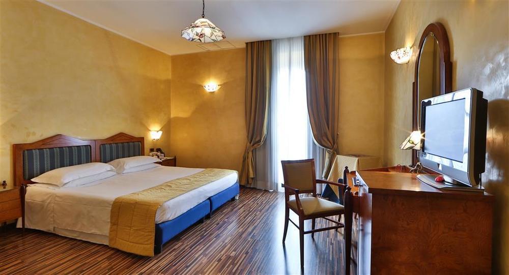 Villafranca 4* Rom
