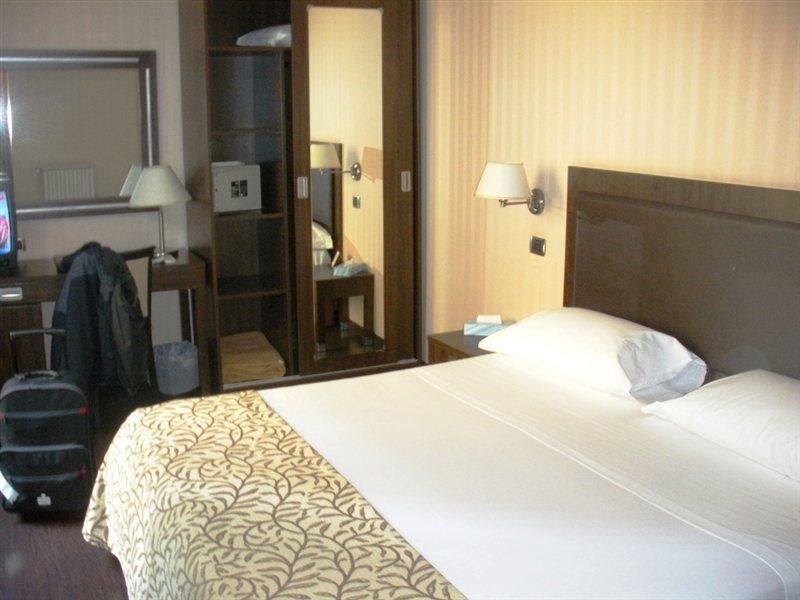 Villafranca 4* Rom